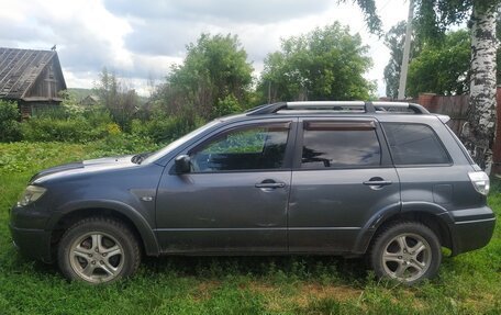 Mitsubishi Outlander III рестайлинг 3, 2007 год, 950 000 рублей, 2 фотография