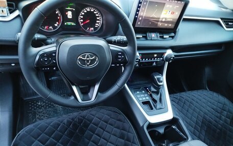 Toyota RAV4, 2019 год, 3 100 000 рублей, 7 фотография
