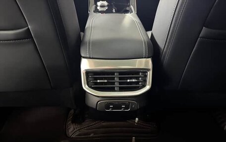 Haval H6, 2022 год, 1 335 000 рублей, 16 фотография