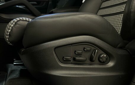 Porsche Cayenne III, 2023 год, 17 000 000 рублей, 14 фотография