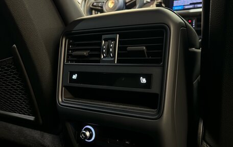 Porsche Cayenne III, 2023 год, 17 000 000 рублей, 17 фотография