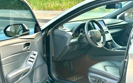 Toyota Avalon, 2022 год, 3 280 000 рублей, 8 фотография
