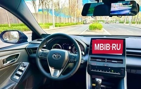Toyota Avalon, 2022 год, 3 280 000 рублей, 10 фотография