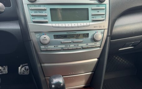 Toyota Camry, 2008 год, 1 000 000 рублей, 18 фотография