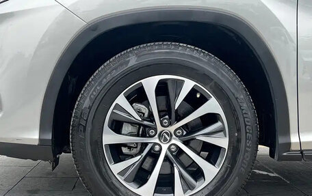Lexus RX IV рестайлинг, 2021 год, 3 560 000 рублей, 7 фотография