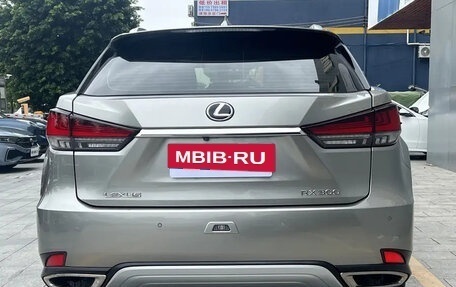 Lexus RX IV рестайлинг, 2021 год, 3 560 000 рублей, 4 фотография