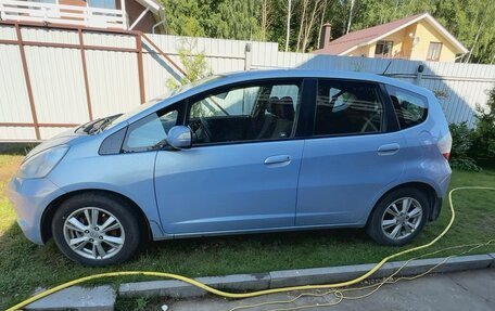 Honda Jazz II рестайлинг, 2009 год, 630 000 рублей, 2 фотография