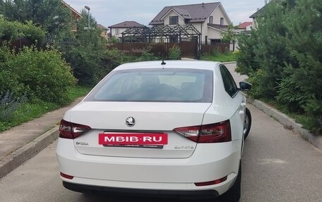 Skoda Superb III рестайлинг, 2016 год, 1 810 000 рублей, 4 фотография