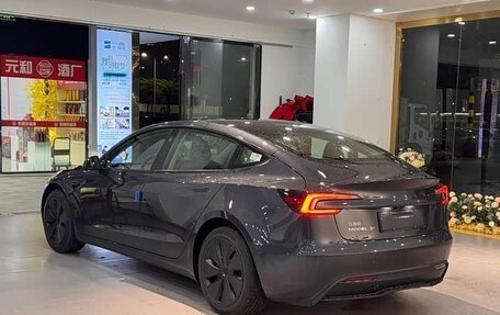 Tesla Model 3 I, 2025 год, 5 500 000 рублей, 5 фотография