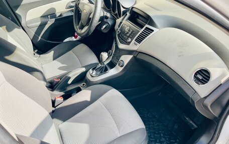 Chevrolet Cruze II, 2011 год, 579 000 рублей, 24 фотография