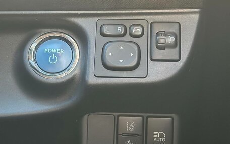 Toyota Aqua I, 2018 год, 1 375 000 рублей, 4 фотография