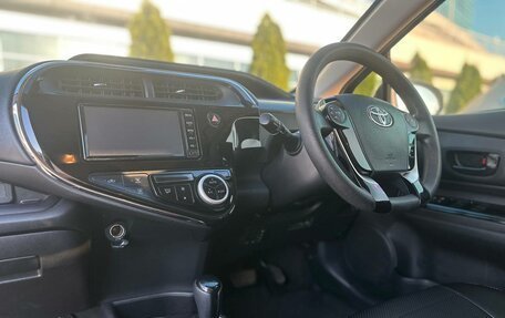 Toyota Aqua I, 2018 год, 1 375 000 рублей, 8 фотография