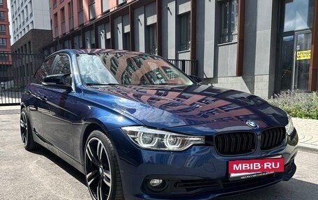 BMW 3 серия, 2017 год, 2 070 000 рублей, 7 фотография