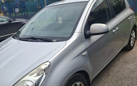 Hyundai i20 IB рестайлинг, 2010 год, 620 000 рублей, 2 фотография