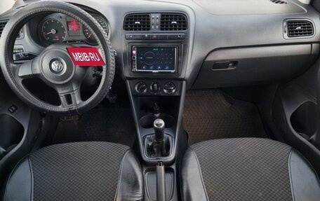 Volkswagen Polo VI (EU Market), 2011 год, 615 000 рублей, 12 фотография