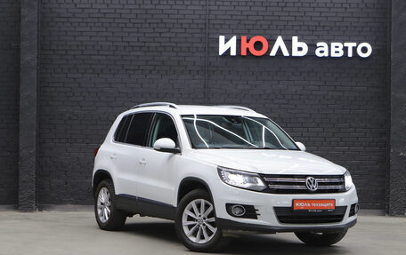 Volkswagen Tiguan I, 2015 год, 1 500 000 рублей, 3 фотография