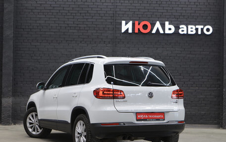 Volkswagen Tiguan I, 2015 год, 1 500 000 рублей, 6 фотография