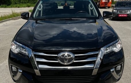 Toyota Fortuner II, 2019 год, 4 850 000 рублей, 1 фотография