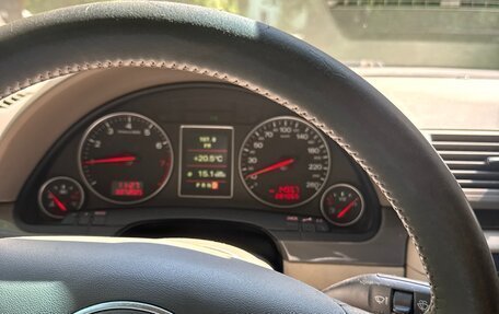 Audi A4, 2002 год, 650 000 рублей, 3 фотография