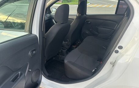 Renault Logan II, 2019 год, 435 000 рублей, 7 фотография