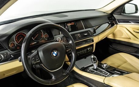 BMW 5 серия, 2016 год, 2 100 000 рублей, 16 фотография