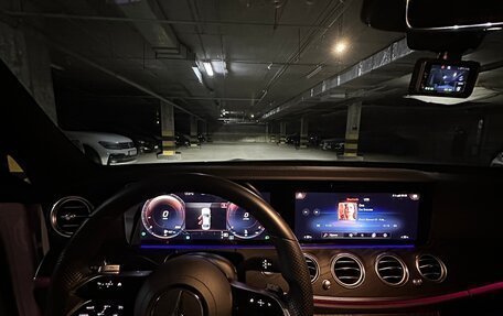 Mercedes-Benz E-Класс, 2021 год, 6 750 000 рублей, 18 фотография