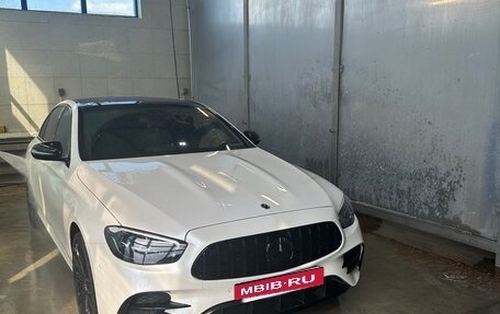 Mercedes-Benz E-Класс, 2021 год, 6 750 000 рублей, 28 фотография