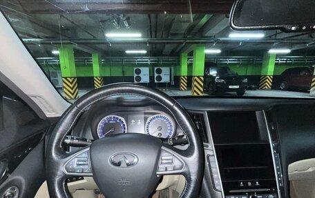 Infiniti Q50 I рестайлинг, 2017 год, 2 300 000 рублей, 18 фотография