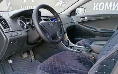 Hyundai Sonata VI, 2011 год, 1 090 000 рублей, 10 фотография