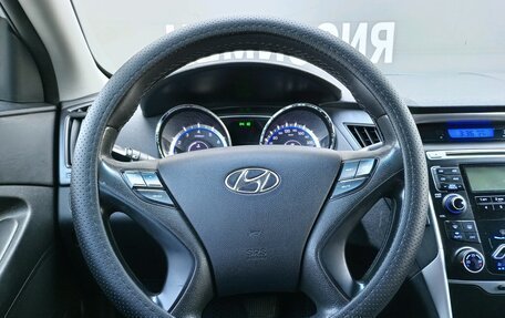 Hyundai Sonata VI, 2011 год, 1 090 000 рублей, 14 фотография