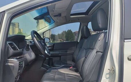 Honda Odyssey IV, 2021 год, 2 300 000 рублей, 9 фотография