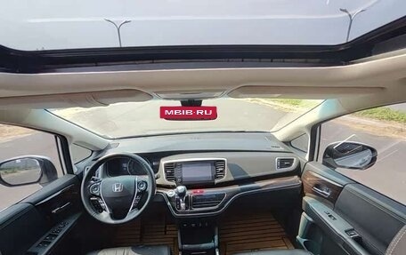 Honda Odyssey IV, 2021 год, 2 300 000 рублей, 11 фотография