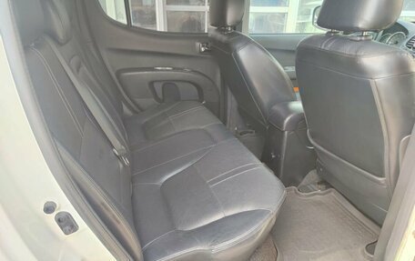 Mitsubishi L200 IV рестайлинг, 2014 год, 1 499 000 рублей, 13 фотография