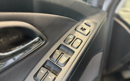 Hyundai ix35 I рестайлинг, 2013 год, 1 350 000 рублей, 13 фотография