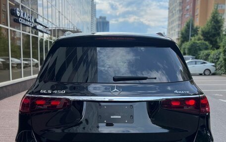 Mercedes-Benz GLS, 2023 год, 13 800 000 рублей, 3 фотография