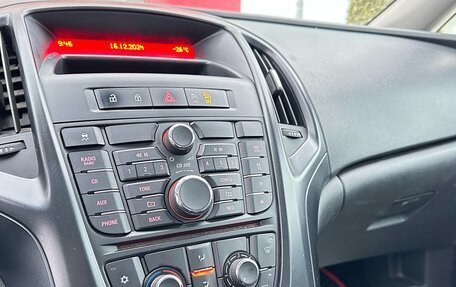 Opel Astra J, 2014 год, 570 000 рублей, 14 фотография