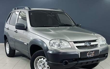 Chevrolet Niva I рестайлинг, 2012 год, 525 000 рублей, 2 фотография