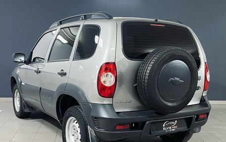 Chevrolet Niva I рестайлинг, 2012 год, 525 000 рублей, 3 фотография