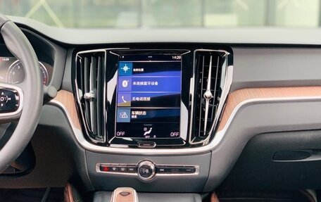 Volvo S60 III, 2022 год, 2 880 000 рублей, 12 фотография