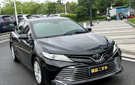 Toyota Camry, 2021 год, 2 250 000 рублей, 3 фотография