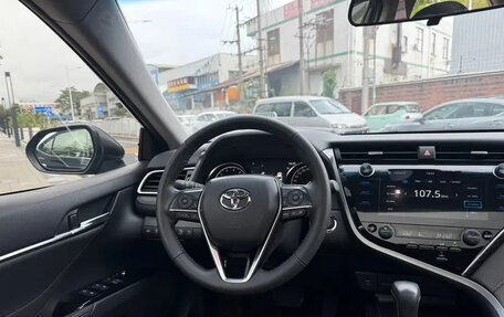 Toyota Camry, 2021 год, 2 250 000 рублей, 7 фотография