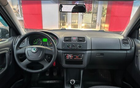 Skoda Fabia II, 2010 год, 600 000 рублей, 16 фотография