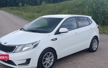 KIA Rio III рестайлинг, 2011 год, 900 000 рублей, 3 фотография