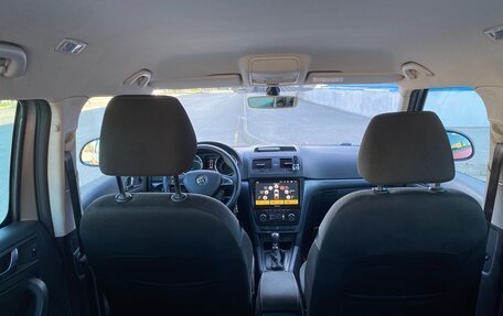 Skoda Yeti I рестайлинг, 2017 год, 1 650 000 рублей, 10 фотография
