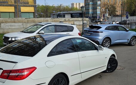 Mercedes-Benz E-Класс, 2010 год, 1 100 000 рублей, 6 фотография