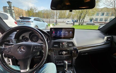 Mercedes-Benz E-Класс, 2010 год, 1 100 000 рублей, 3 фотография
