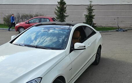 Mercedes-Benz E-Класс, 2010 год, 1 100 000 рублей, 9 фотография