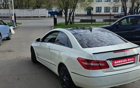 Mercedes-Benz E-Класс, 2010 год, 1 100 000 рублей, 7 фотография