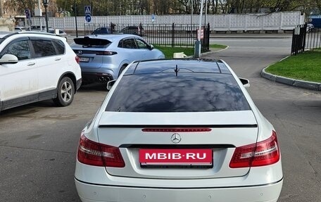 Mercedes-Benz E-Класс, 2010 год, 1 100 000 рублей, 8 фотография
