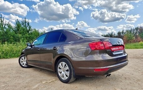 Volkswagen Jetta VI, 2013 год, 1 250 000 рублей, 18 фотография